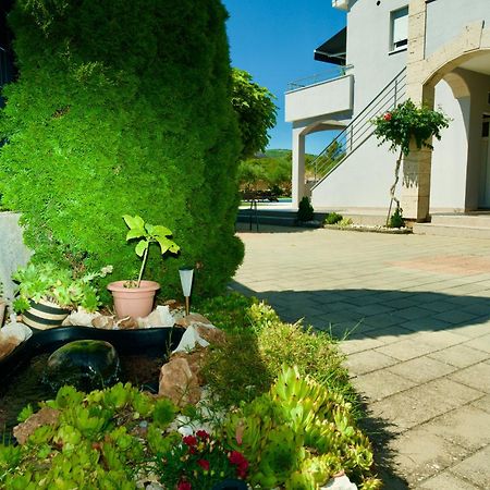 Apartment Lana Bristivica Luaran gambar