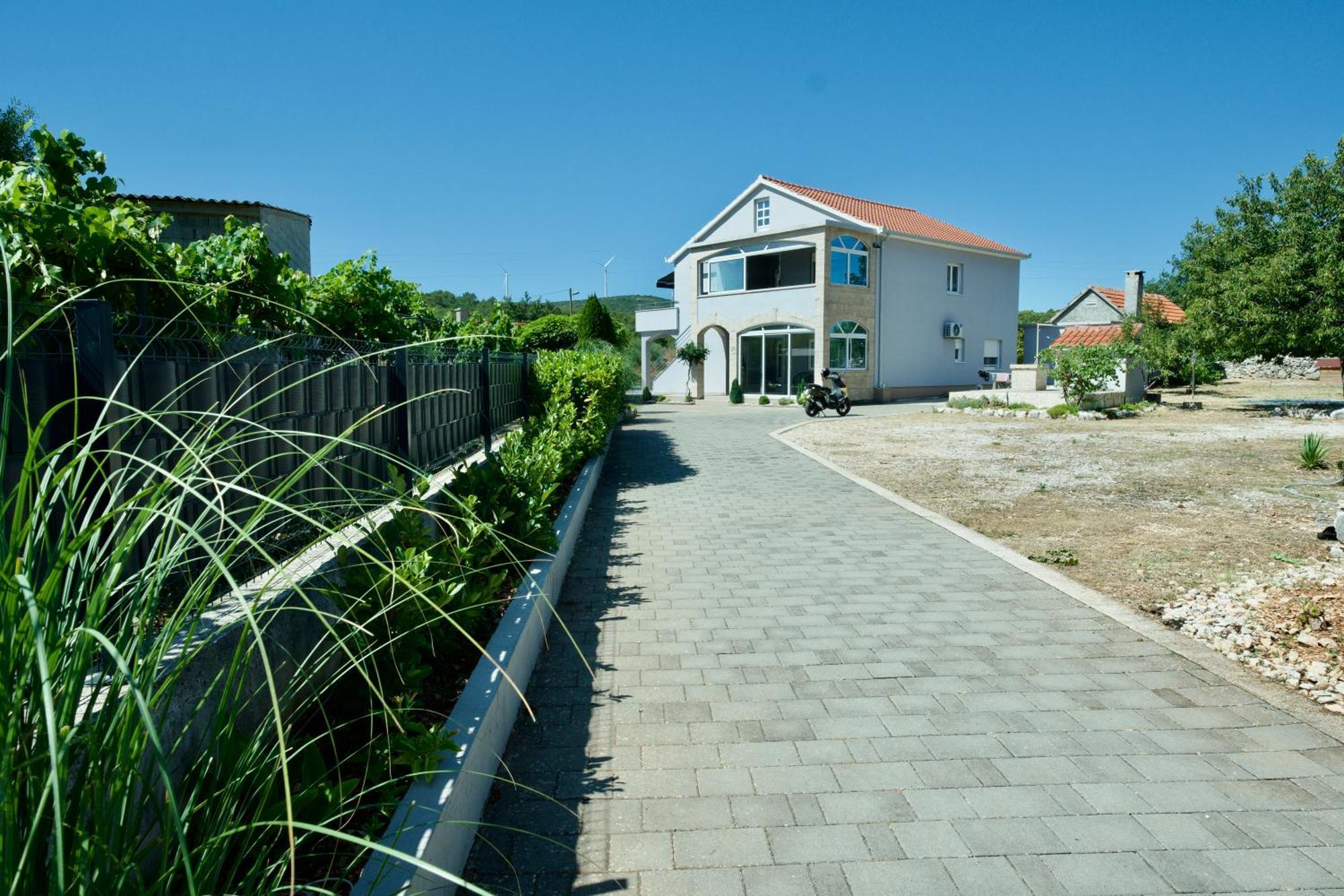 Apartment Lana Bristivica Luaran gambar